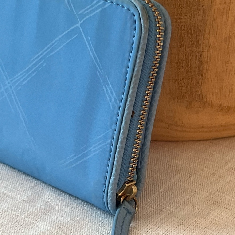 Vera Bradley Sky Blue Wallet - Picture 6 of 9